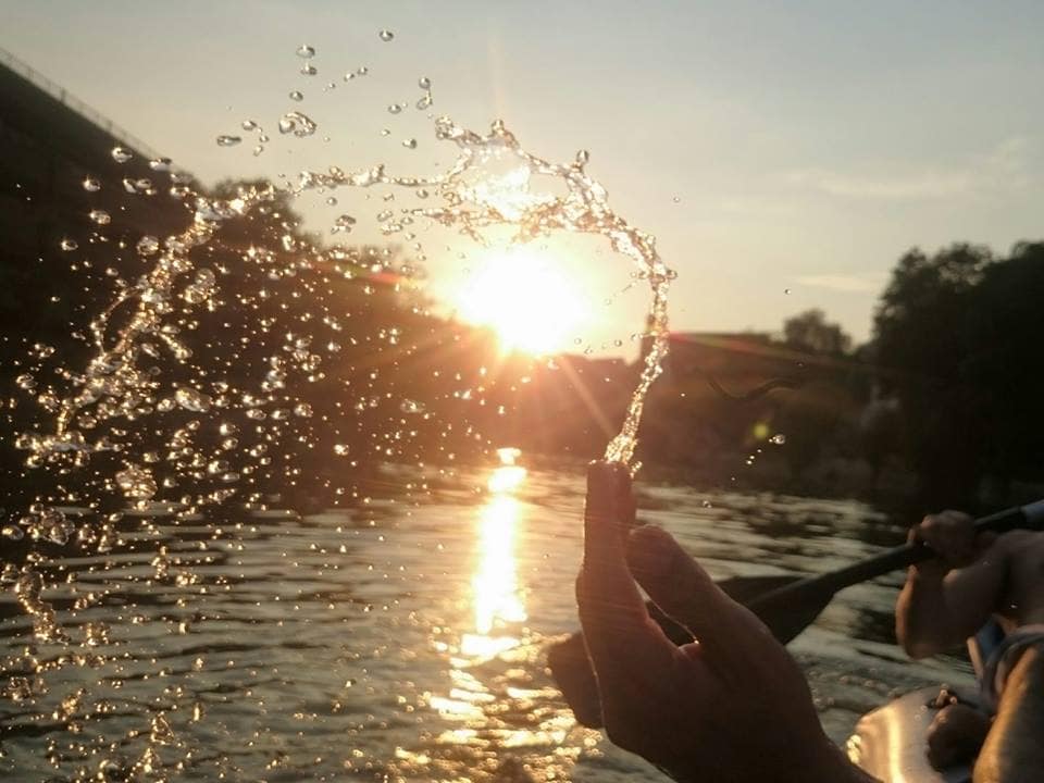 Zauberfloss 12 - Entspannung am Neckar in Tübingen mit Neckarfloß buchen Zauberfloss-Marko-Ripperger-Zauberer