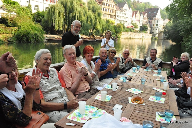 Zauberfloss 2 - Neckar Floß Tübingen Zaubershow Event mit Marko Ripperger Zauberfloss-Markos-Magic